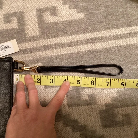 NWT, Fossil Leather Wristlet, black, >50% off - Picture 9 of 9